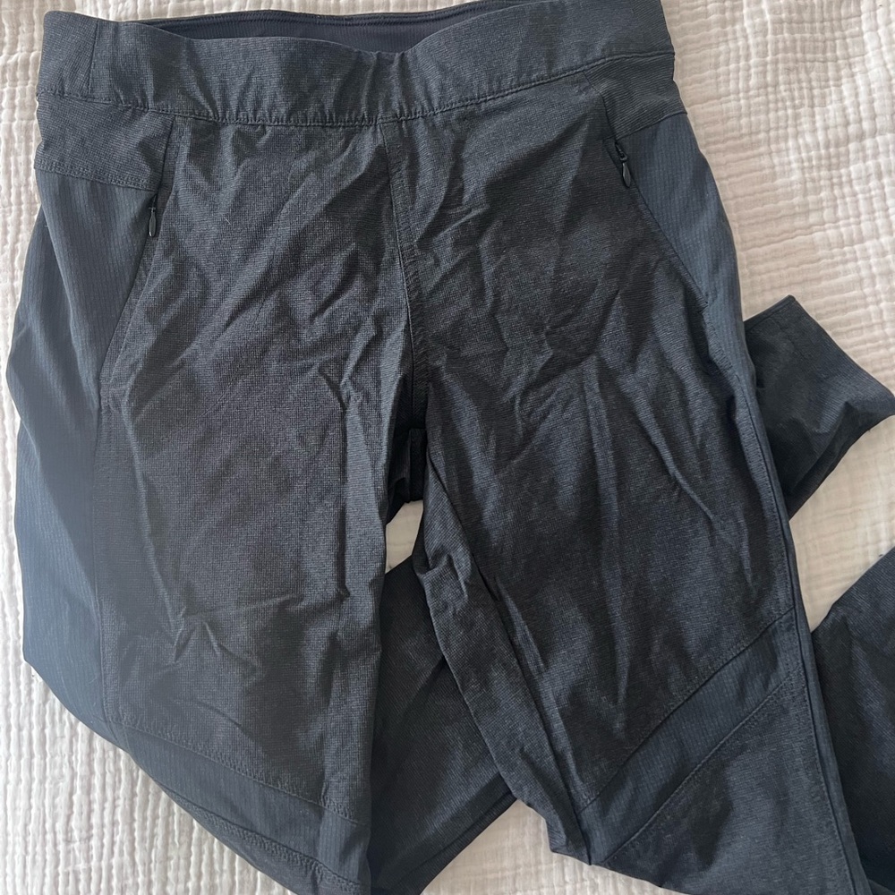 Women’s Kuhl Pants Size Small